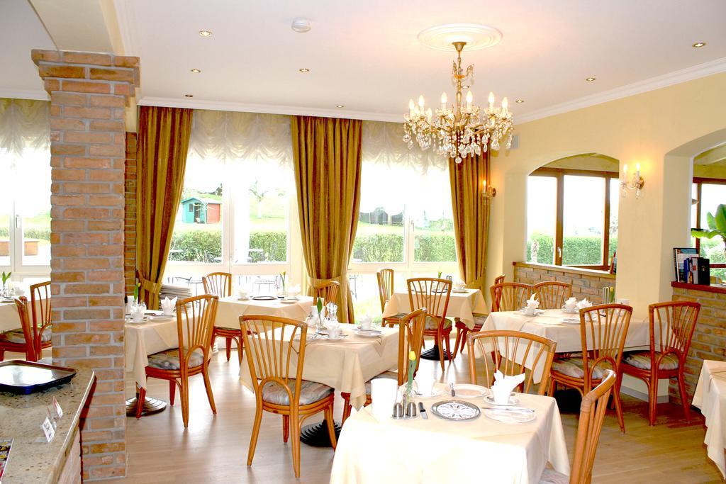 Sporthotel Schoenblick Meersburg Buitenkant foto