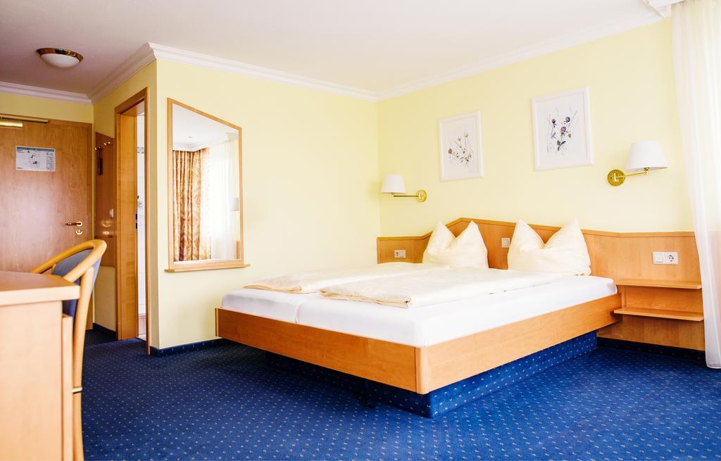 Sporthotel Schoenblick Meersburg Buitenkant foto