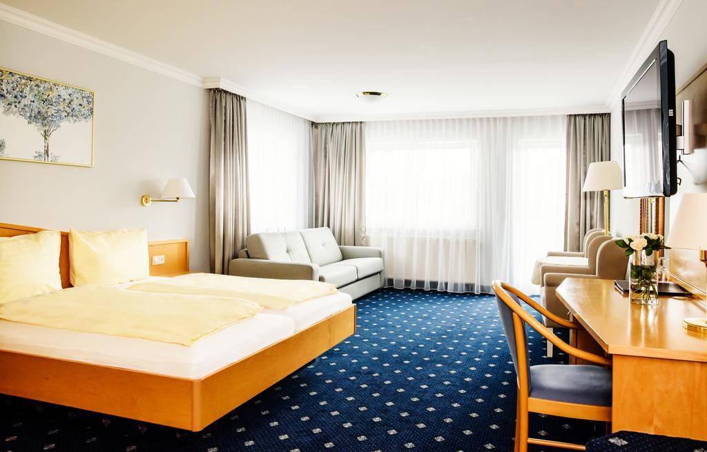 Sporthotel Schoenblick Meersburg Buitenkant foto